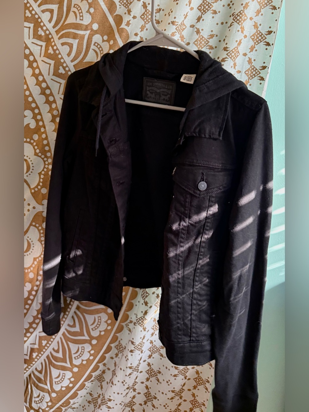 Levi’s Jacket with hood